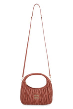 Carica l'immagine nel visualizzatore di Gallery, Borsa hobo Wander in nappa matelassé

