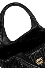 Carica l'immagine nel visualizzatore di Gallery, Borsa shopping Wander in pelle

