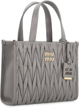 Carica l'immagine nel visualizzatore di Gallery, Shopping bag in pelle
