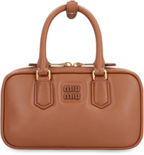 Carica l'immagine nel visualizzatore di Gallery, Mini bag Arcadie in pelle
