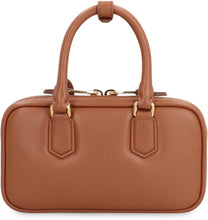 Carica l'immagine nel visualizzatore di Gallery, Mini bag Arcadie in pelle
