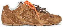 Carica l'immagine nel visualizzatore di Gallery, New Balance X Miu Miu - Sneakers 530 SL in pelle scamosciata
