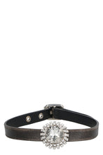 Carica l'immagine nel visualizzatore di Gallery, Choker in pelle con charm argentato e strass
