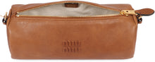 Carica l'immagine nel visualizzatore di Gallery, Pouch in pelle
