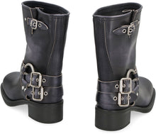 Load image into Gallery viewer, Leather ankle boots

