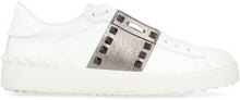 Carica l'immagine nel visualizzatore di Gallery, Valentino Garavani - Sneakers low-top Rockstud Untitled in pelle
