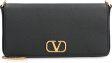 Carica l'immagine nel visualizzatore di Gallery, Valentino Garavani - Clutch VLogo Signature in pelle

