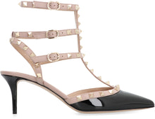 Carica l'immagine nel visualizzatore di Gallery, Valentino Garavani - Slingback Rockstud in vernice
