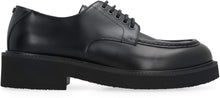 Carica l'immagine nel visualizzatore di Gallery, Scarpe stringate in pelle
