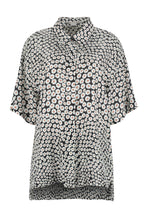 Carica l'immagine nel visualizzatore di Gallery, Camicia in seta stampata
