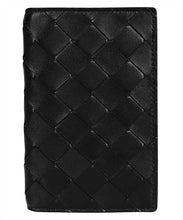 Load image into Gallery viewer, Leather Passport holder
