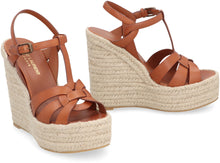 Carica l'immagine nel visualizzatore di Gallery, Espadrillas in pelle con zeppa
