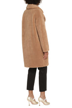 Load image into Gallery viewer, Camille faux fur coat
