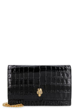 Carica l'immagine nel visualizzatore di Gallery, Clutch in pelle stampa coccodrillo
