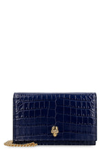Carica l'immagine nel visualizzatore di Gallery, Clutch Skull in pelle stampa coccodrillo
