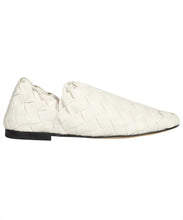 Carica l'immagine nel visualizzatore di Gallery, Slippers in pelle
