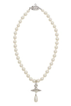 Load image into Gallery viewer, Choker with pearls
