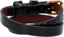 Carica l'immagine nel visualizzatore di Gallery, Bracciale in pelle con pendente logato e teschio
