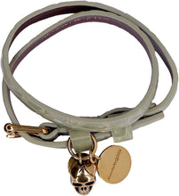 Carica l'immagine nel visualizzatore di Gallery, Bracciale Skull in pelle con targhetta logata
