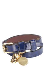 Carica l'immagine nel visualizzatore di Gallery, Bracciale Skull in pelle con targhetta logata
