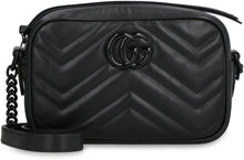 Carica l'immagine nel visualizzatore di Gallery, Camera-bag GG Marmont in pelle matelassé
