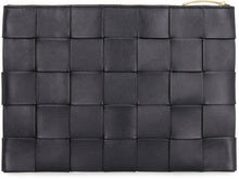 Carica l'immagine nel visualizzatore di Gallery, Pouch in pelle
