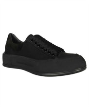 Carica l'immagine nel visualizzatore di Gallery, Sneakers Deck Plimsoll in tela
