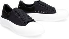Carica l'immagine nel visualizzatore di Gallery, Sneakers low-top in canvas
