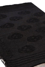 Carica l'immagine nel visualizzatore di Gallery, Foulard in lana con motivo Skull
