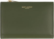 Load image into Gallery viewer, Leather wallet
