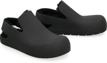 Carica l'immagine nel visualizzatore di Gallery, Sandali slingback Puddle In Shearling
