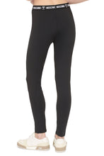 Carica l'immagine nel visualizzatore di Gallery, Leggings con elastico in vita

