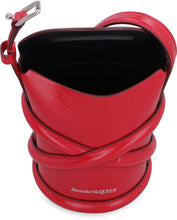 Carica l'immagine nel visualizzatore di Gallery, Mini borsa a secchiello The Curve in pelle
