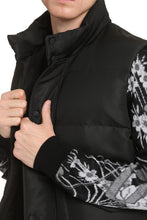 Load image into Gallery viewer, Graffiti Puffer full zip field vest
