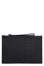 Carica l'immagine nel visualizzatore di Gallery, Pouch in pelle
