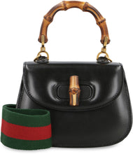 Carica l'immagine nel visualizzatore di Gallery, Mini borsa Gucci Bamboo in pelle
