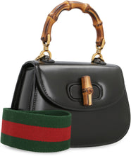 Carica l'immagine nel visualizzatore di Gallery, Mini borsa Gucci Bamboo in pelle
