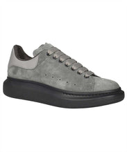 Carica l'immagine nel visualizzatore di Gallery, Sneakers Larry in suede
