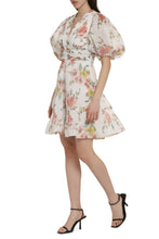 Load image into Gallery viewer, Floral print pleated dress
