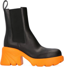 Load image into Gallery viewer, Flash leather chelsea boots

