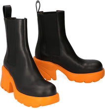 Load image into Gallery viewer, Flash leather chelsea boots
