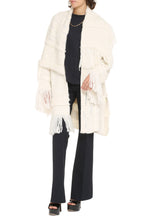 Carica l'immagine nel visualizzatore di Gallery, Cardigan oversize in lana tricot

