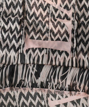 Carica l'immagine nel visualizzatore di Gallery, Foulard stampato
