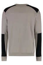 Load image into Gallery viewer, Crew-neck wool sweater
