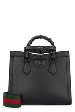 Carica l'immagine nel visualizzatore di Gallery, Borsa shopping piccola Gucci Diana in pelle
