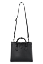Carica l'immagine nel visualizzatore di Gallery, Borsa shopping piccola Gucci Diana in pelle
