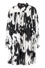 Carica l&#39;immagine nel visualizzatore di Gallery, Abito chemisier in seta stampata
