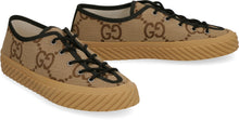 Carica l'immagine nel visualizzatore di Gallery, Sneakers low-top in tessuto maxi GG
