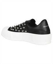 Carica l'immagine nel visualizzatore di Gallery, Sneakers Deck Plimsoll in pelle
