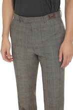 Carica l'immagine nel visualizzatore di Gallery, Pantaloni classici in misto lana
